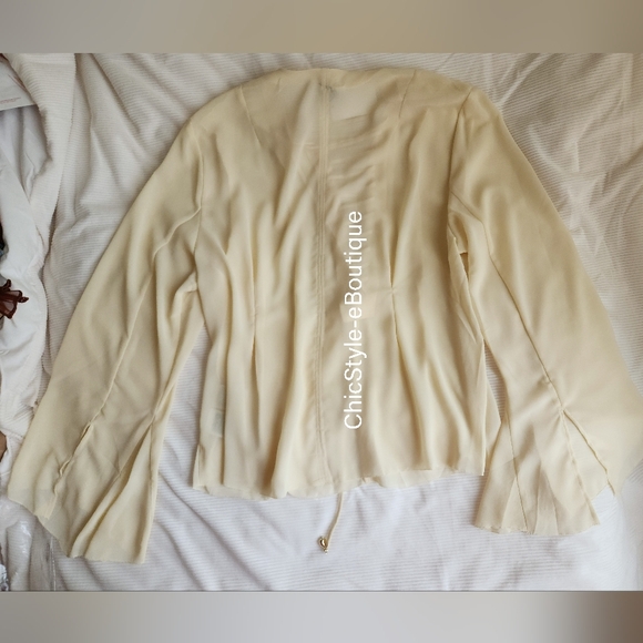 H&M S/S 2025 Edition Lacing-detail Front Chiffon Blouse M Pale Yellow - Picture 10 of 10